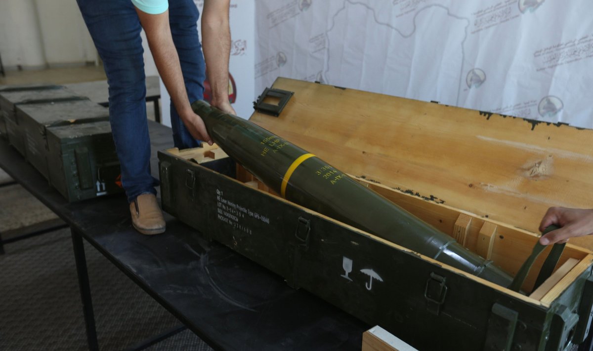 JAV gamybos „Javelin“ raketos rastos Haftaro bazėje
