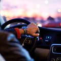 Lietuviai nesikuklina: 4 iš 5 lietuvių save laiko gerais vairuotojais