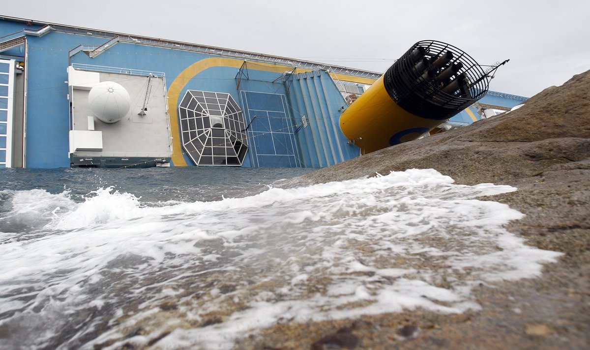 Laivo "Costa Concordia" gelbėjimo darbai