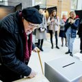 Profesorius Vytautas Landsbergis balsavo išankstiniame II savivaldos rinkimų ture