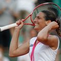 Lyderių pralaimėjimai moterų teniso turnyro Prancūzijoje starte