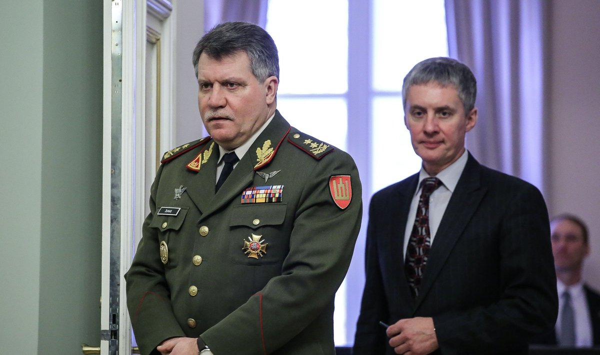 Army Chief Major General Vytautas Jonas Žukas and presidential advisor Valdemaras Sarapinas