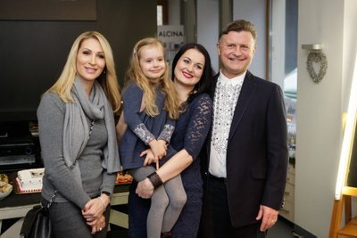 Daina, Magdalena, Indrė ir Antanas Bosai