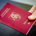 Seimas speaker sees efforts to stall decisions on non-Lithuanian names in passports