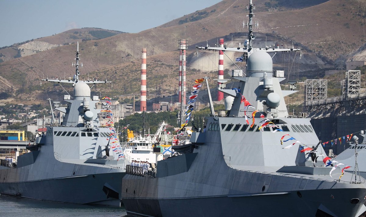 Rusijos kariniai laivai