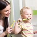Patarimai tėvams, kaip rūpintis vaikų dantimis