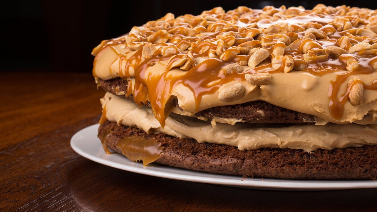 Nekeptas „Snickers“ tortas – PER 20 MINUČIŲ