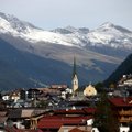 Austrija leis slidinėti vakcinuotiesiems, pasveikusiesiems ir testuotiesiems