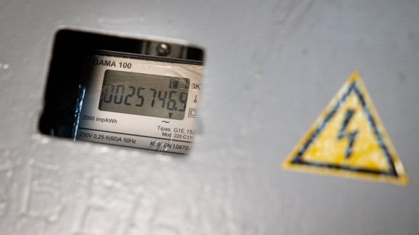 Ekspertas: „Perlas Energija“ iš esmės iškrenta iš elektros tiekėjų rinkos