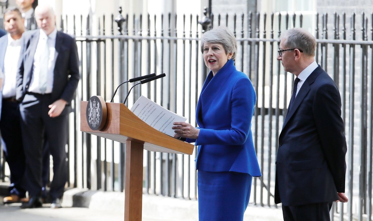 Theresa May sako atsisveikinimo kalbą