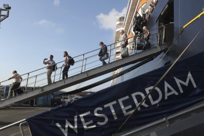Kruizinio laivo „Westerdam“ keleiviai išlipa Kambodžoje