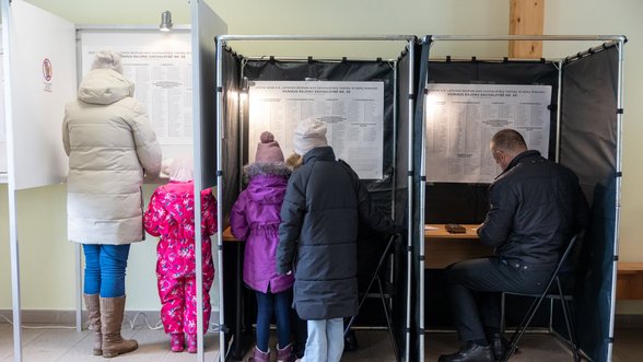 Voter turnout at nearly 15% by noon