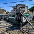 Italijos šiaurėje nuo bėgių nulėkus traukiniui nesunkiai sužeisti trys žmonės