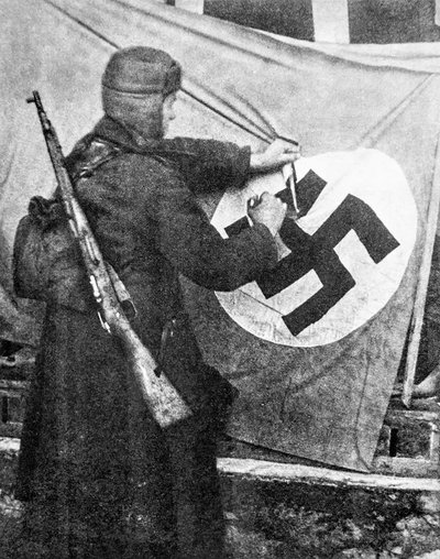 Raudonarmietis Klaipėdoje. 1945 m. sausio 29 d.