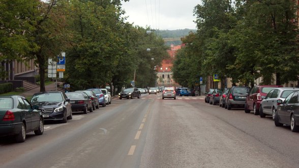 Asfaltu aptekęs Vilnius gąsdina specialistus: atrodo, kad sostinė eina priešinga kryptimi nei Europa