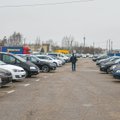 Automobilių rinkoje – kainų šuolis ir stygius: ko lietuviai nori, tas darosi nebeįkandama