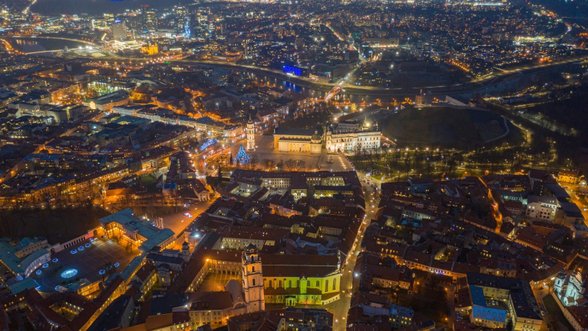 Vilnius per metus paaugo dar 10 tūkst. gyventojų: įtakos turėjo ir įvesti judėjimo ribojimai