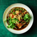 Vištiena kinietiškai – šį patiekalą nesudėtingai paruošite ir namuose