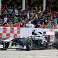 P.Maldonado parodomojo važiavimo metu Venesueloje apgadino automobilį