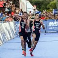 Broliška pagalba finiše: britų triatlono meistrai sužavėjo pasaulį