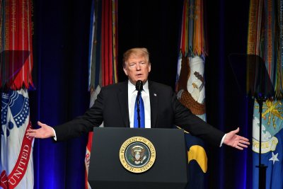Donaldas Trumpas pristatė priešraketinės gynybos planus