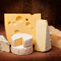 7 sūriai, kuriuose mažiausia druskos