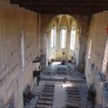 Italijoje robotai su kameromis apžiūri po žemės drebėjimo nukentėjusias bažnyčias