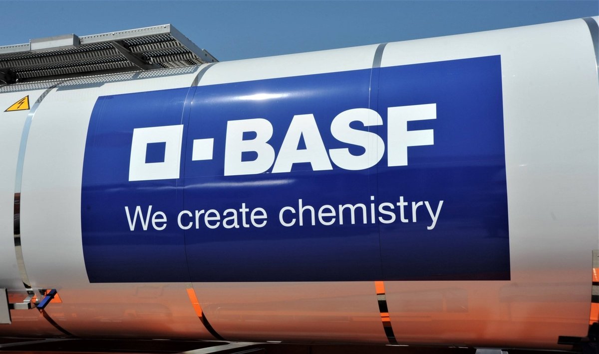 BASF chemikalų konteineris