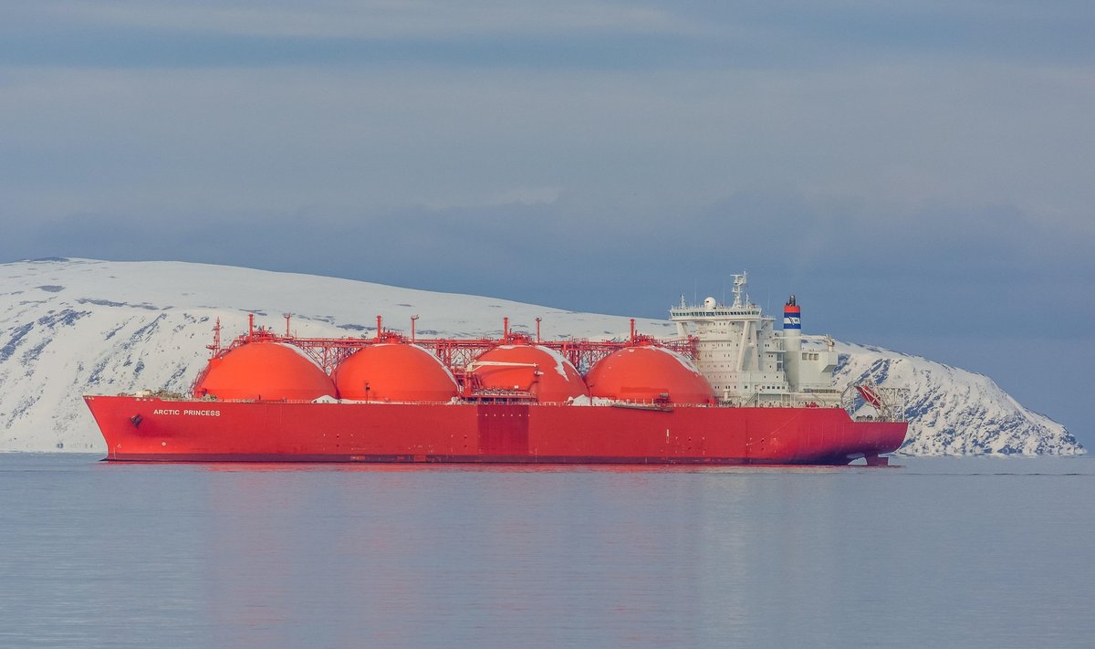 Suskystintųjų dujų tanklaivis prie Norvegijos krantų