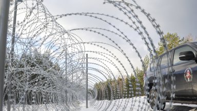 Three Belarusian officers violated Lithuanian border