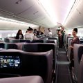 Kilus pasipiktinimui, „Singapore Airlines“ atsisako „skrydžių į niekur“