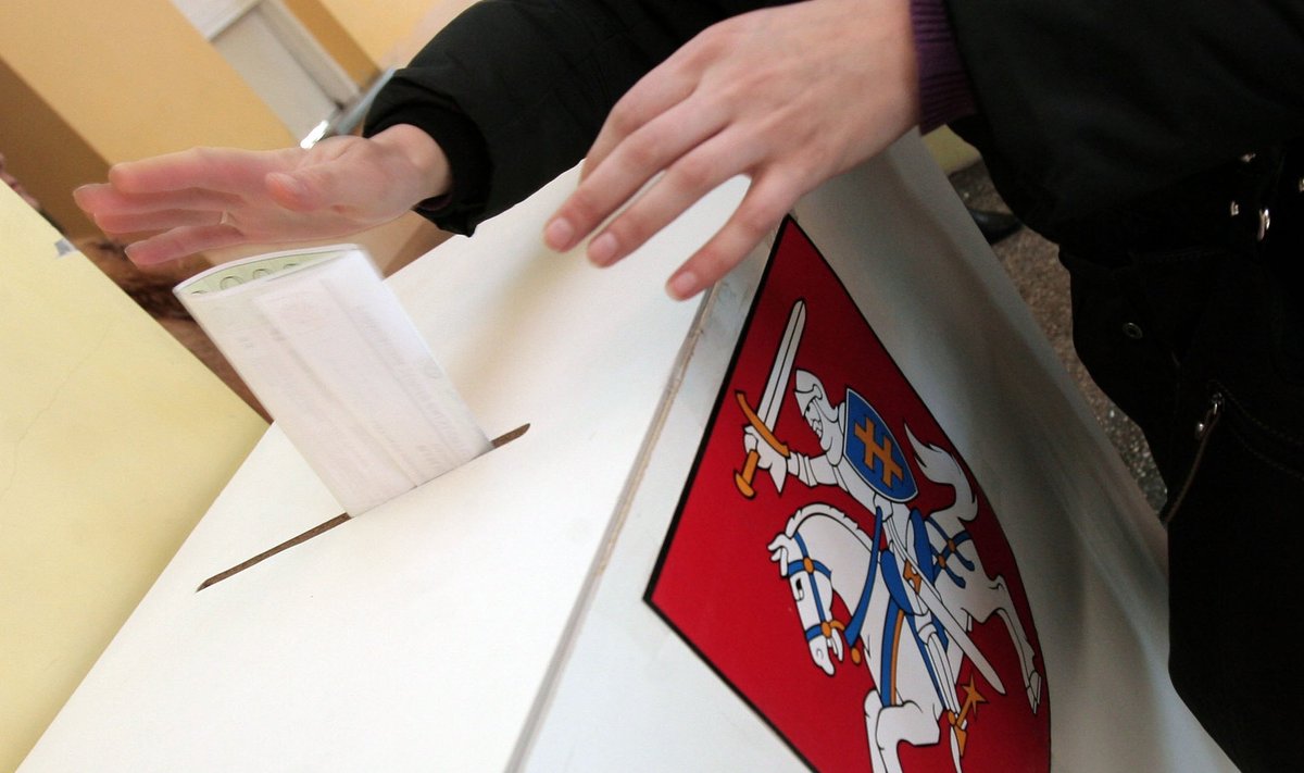 Voting at the Municipality elections in 2011