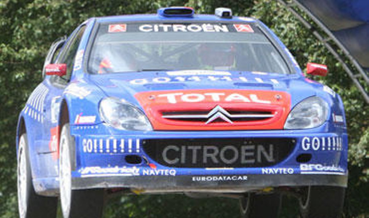 Sebastian Loeb su Citroen Xsara per pasaulio ralio čempionato Vokietijos etapą, rugpjūčio 12, 2006.