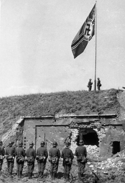 Rugsėjo 8-ąją Westerplatte pakeliama nacių vėliava 