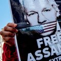 Julianas Assange‘as „mirs“, jei bus perduotas JAV, perspėja jo žmona