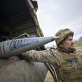 Akmuo į Lietuvos daržą: kartu su kitomis penkiomis ES šalimis kaltinama, kad reikalauja išpūstų kompensacijų už Ukrainai perduotus ginklus