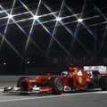 Tik septintas likęs F.Alonso: iš automobilio išspaudžia viską