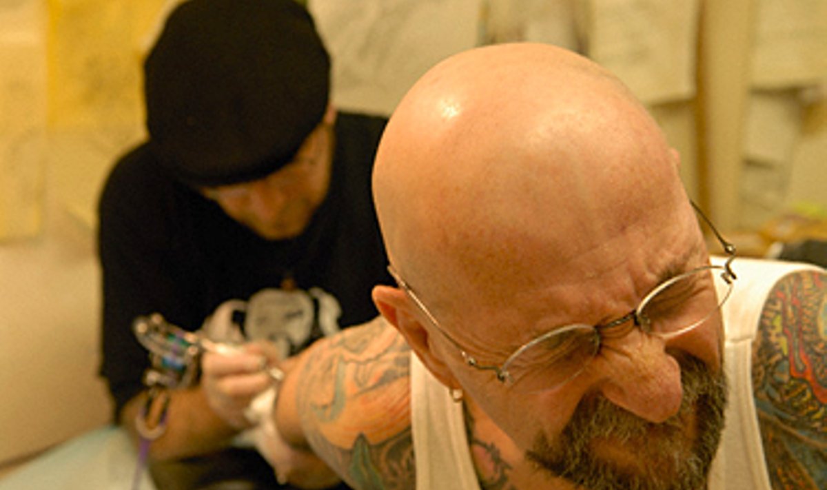 Tatuiruotės piešimo procesas