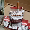 Klaipėdoje sulaikyta didelė siunta: muitininkai cigaretes aptiko į Švediją keltu gabentame vilkike, vežusiame salotas