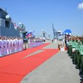 Rusijos karinio jūrų laivyno vadas pradėjo bendras pratybas Mianmare