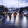 Klimato aktyvistai blokavo kelius į tris Vokietijos oro uostus