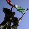 Italijos ekonomikos minisras atmeta pasitraukimą iš euro zonos