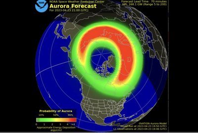 G4 kategorijos geomagnetinė audra ir šiaurės pašvaisčių tikymybė balandžio 24-ąją. NOAA iliustr.