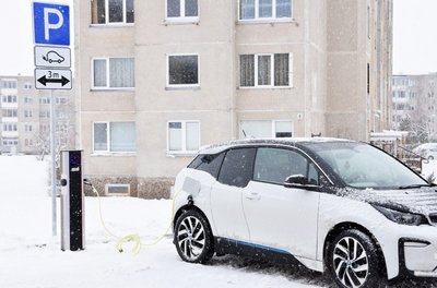 Elektromobilio įkrovimo stotelė