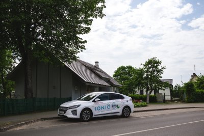 Hyundai Ioniq
