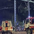 Tragiška avarija Kaune: BMW rėžėsi į stulpą, keleivė žuvo iškart, vairuotojas išvežtas į ligoninę