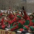 Niujorke susirinko rekordinė elfų minia