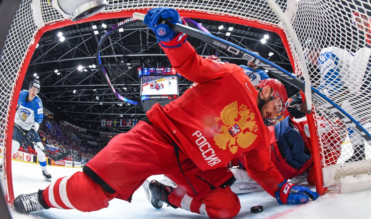 Pasaulio ledo ritulio čempionatas: Rusija - Suomija
