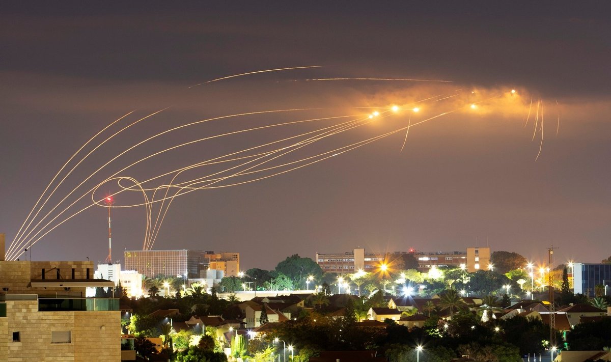 Izraelio „Geležinis kupolas“ numuša „Hamas“ raketas