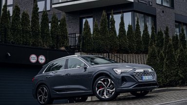 Iki 600 km elektra – naujieji „Audi Q8 e-tron“ ir „Audi Q8 Sportback e-tron“ jau Lietuvoje